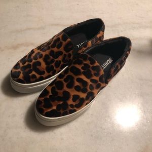 Schultz Leopard Mohair slip on